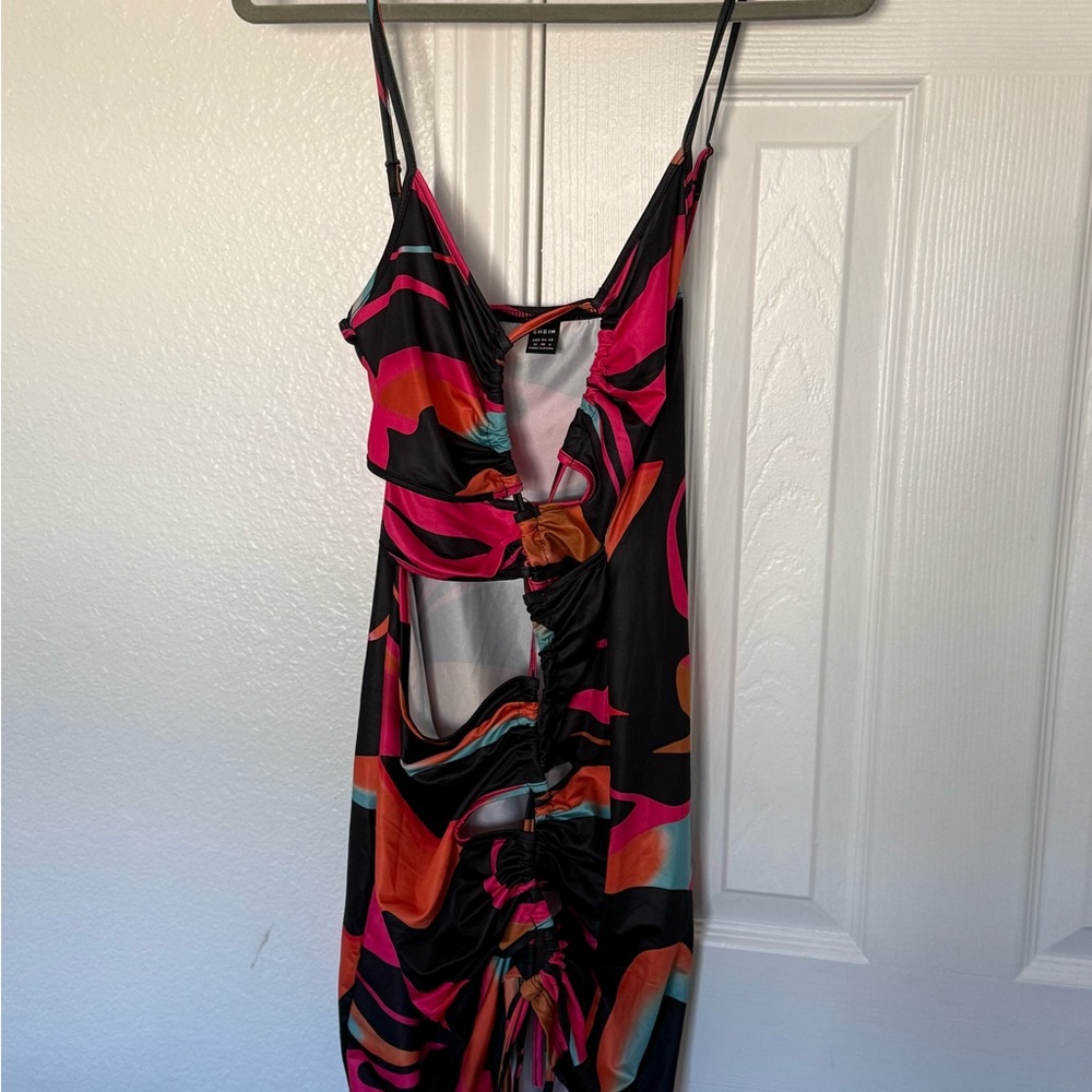 SHEIN Black and Pink Abstract Midi Dress